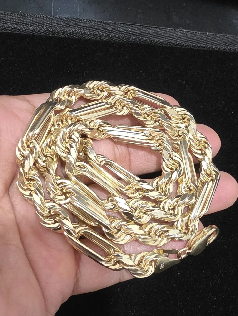N/A 10kt gold